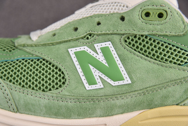 HOT SALE New Balance 993 "Chive" U993GW