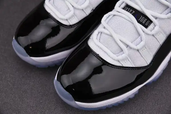 AIR JORDAN 11 RETRO CONCORD 378037-100