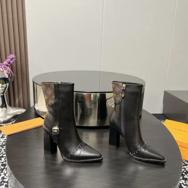 Rep ladies Cheap LOUIS VUITTON BOOTS