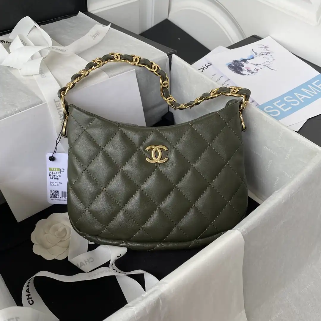 CHANEL HOBO HANDBAG