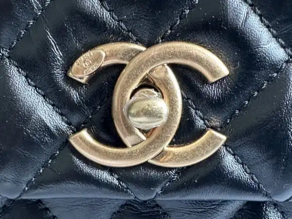 Firstbag Ru CHANEL LARGE FLAP BAG WITH TOP HANDLE