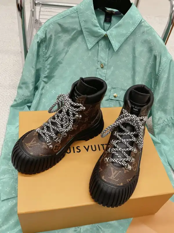 Frstbag ru LOUIS VUITTON RUBY FLAT RANGER