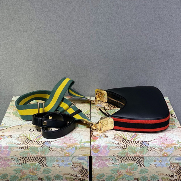 HOT SALE GUCCI Attache small shoulder bag