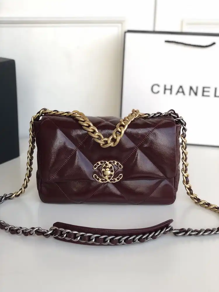 CL 19 FLAP BAG