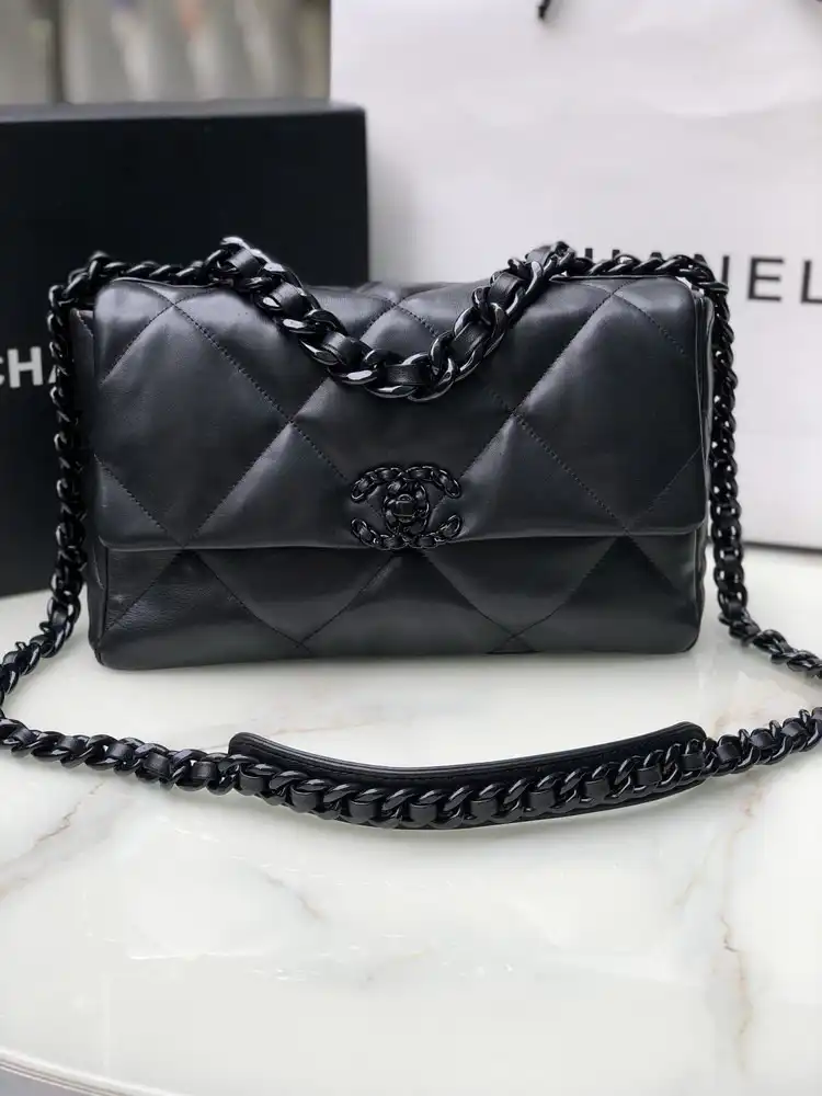 CL 19 FLAP BAG