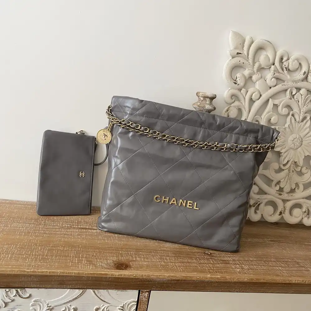 CHANEL 22 HANDBAG