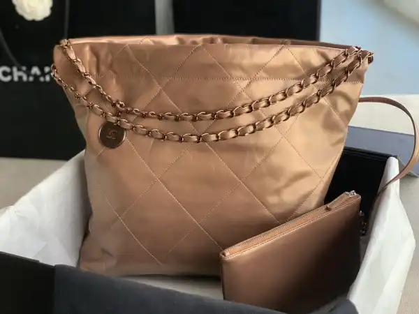 CHANEL 22 SMALL HANDBAG