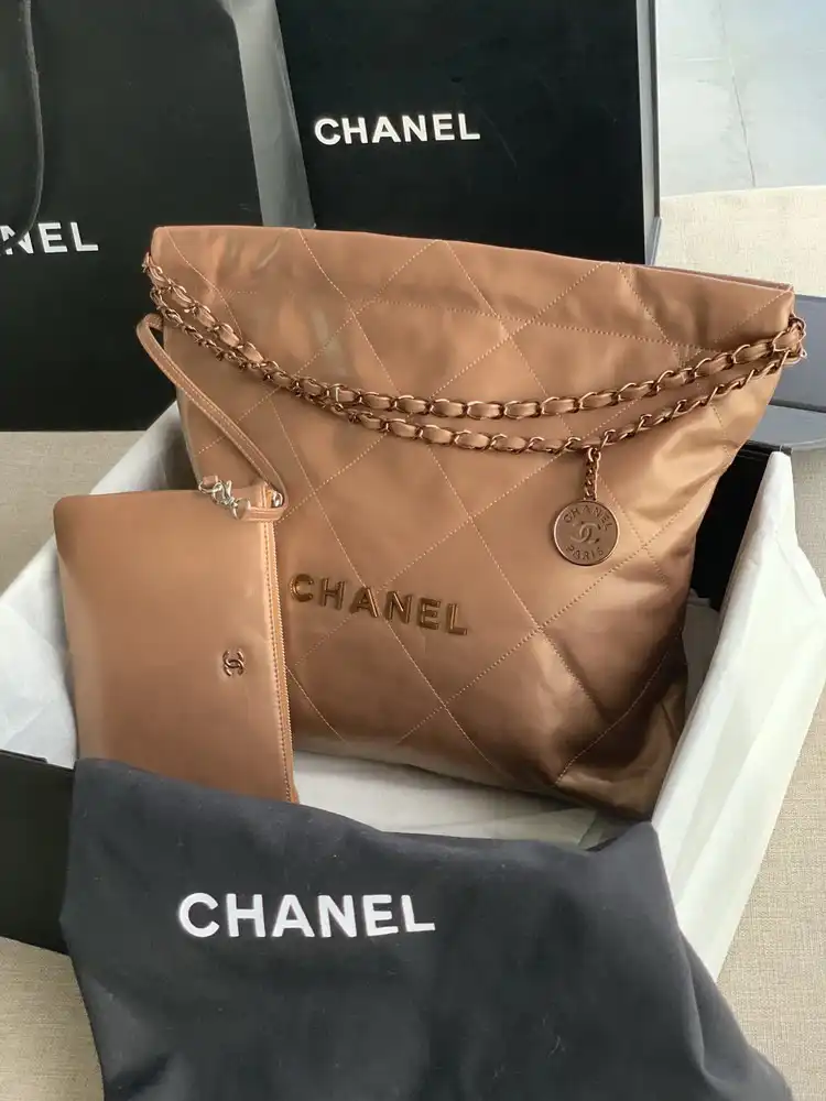 CHANEL 22 HANDBAG