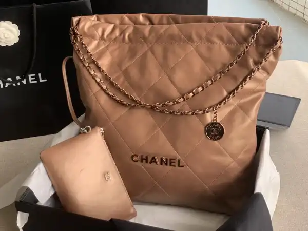 First bag ru CHANEL LARGE 22 HANDBAG