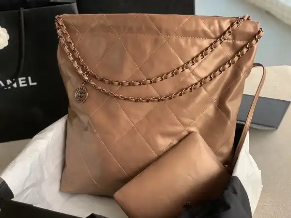 First bag ru CHANEL LARGE 22 HANDBAG