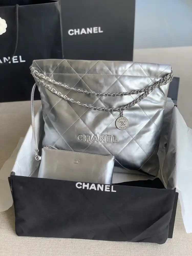 CL 22 HANDBAG