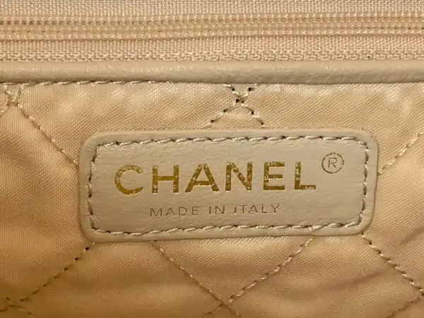 CHANEL LARGE 22 HANDBAG