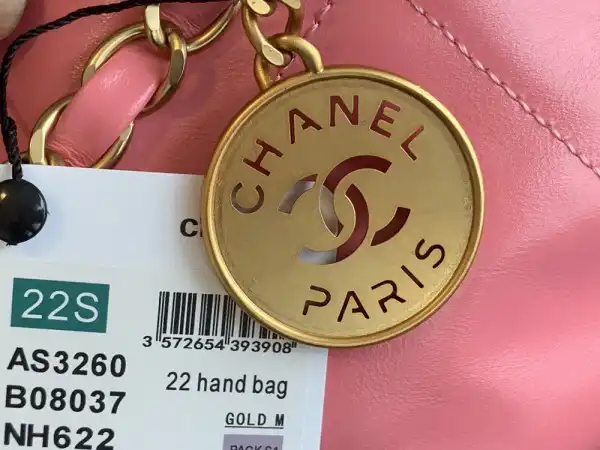 CHANEL 22 SMALL HANDBAG