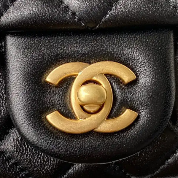 CHANEL FLAP BAG