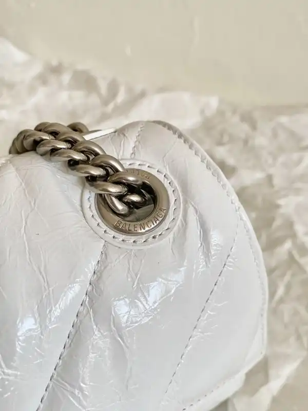 Frstbag ru BALENCIAGA CRUSH SMALL CHAIN BAG