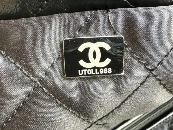 CHANEL LARGE 22 HANDBAG