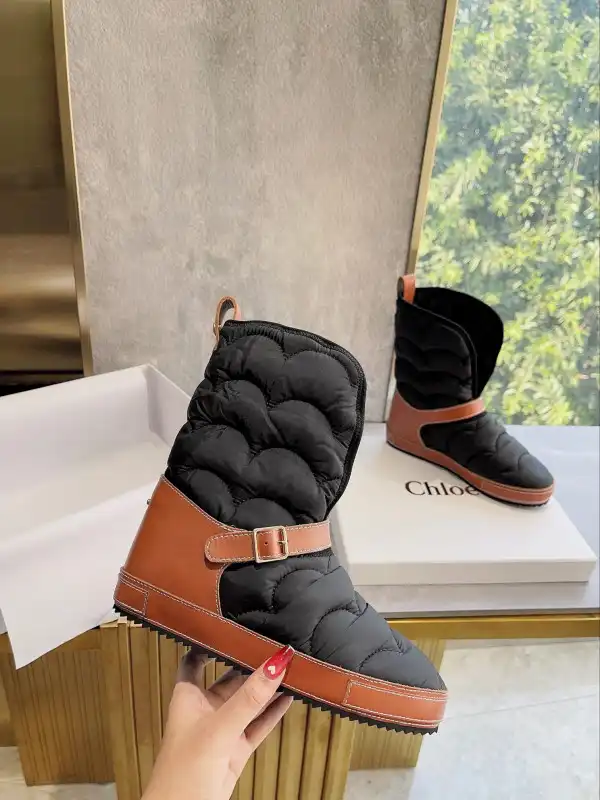 CHLOÉ maxie padded bootie