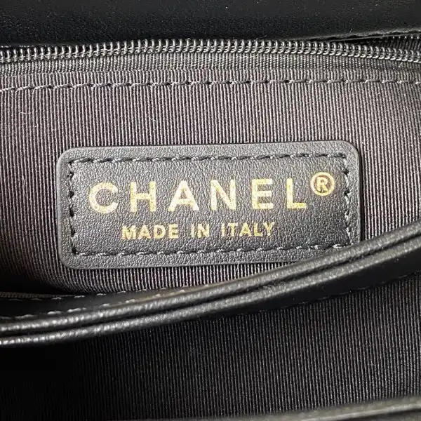 CHANEL SMALL FLAP BAG