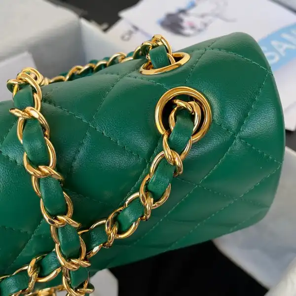 CHANEL FLAP BAG 23CM