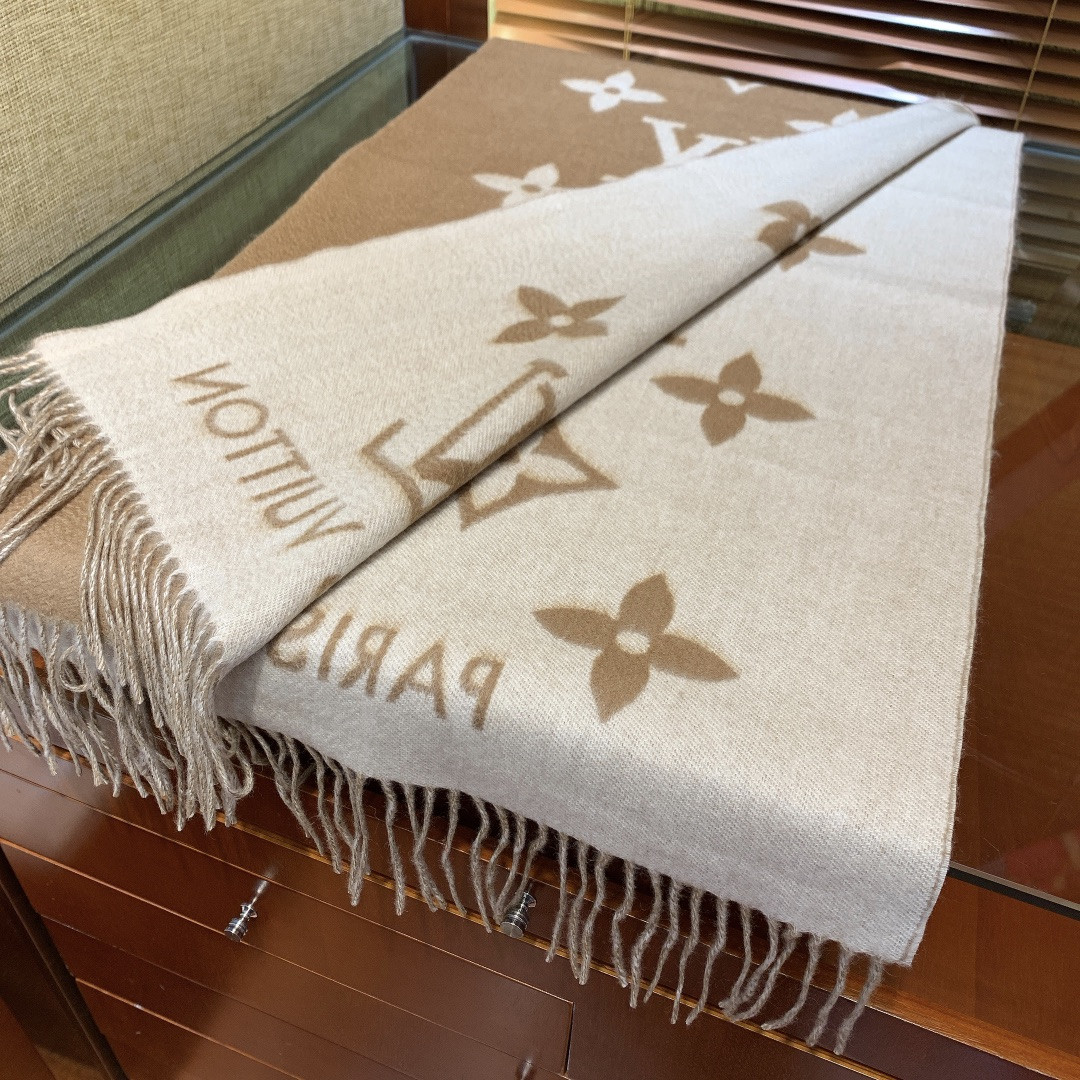 LOUIS VUITTON REYKJAVIK SCARF