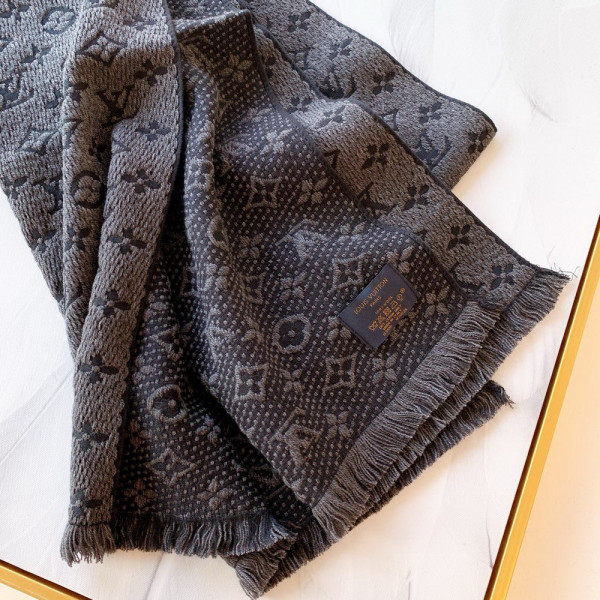 HOT SALE LOUIS VUITTON MONOGRAM CLASSIC SCARF