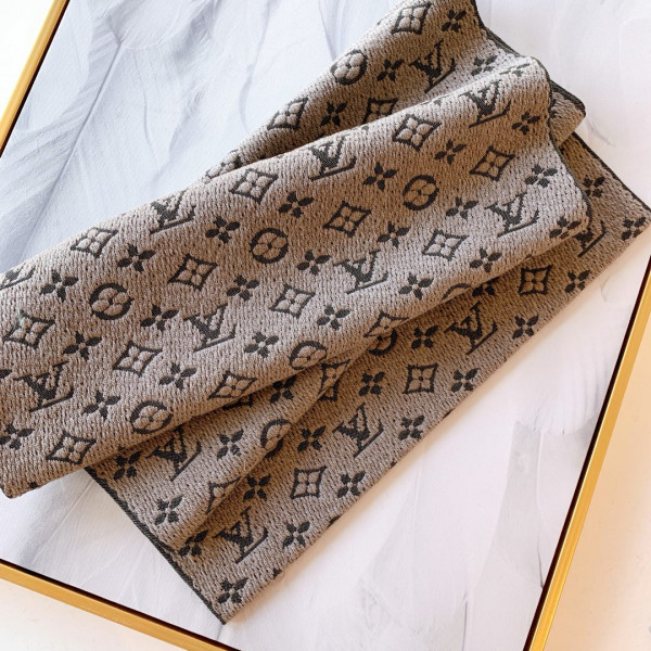 HOT SALE LOUIS VUITTON MONOGRAM CLASSIC SCARF