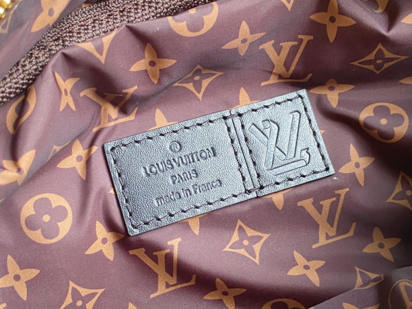 LOUIS VUITTON MAXI BUMBAG