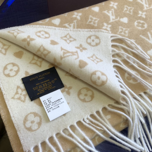 HOT SALE LOUIS VUITTON GAME ON SCARF