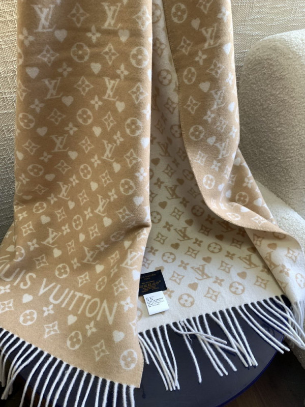 HOT SALE LOUIS VUITTON GAME ON SCARF