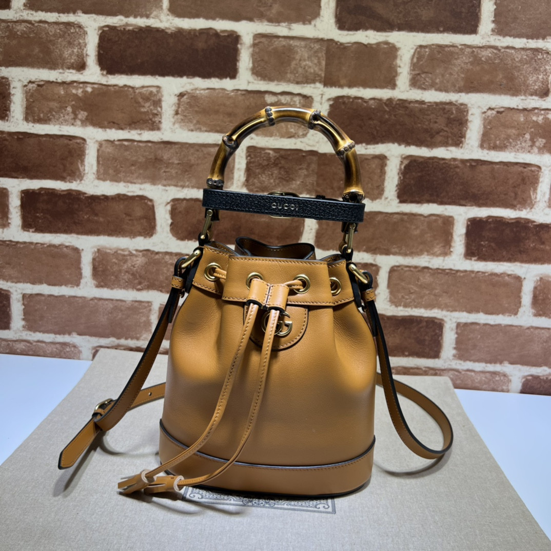 HOT SALE GUCCI Diana mini bucket bag