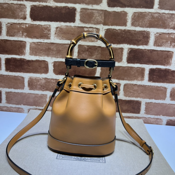 HOT SALE GUCCI Diana mini bucket bag