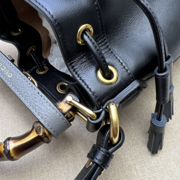 HOT SALE GUCCI Diana mini bucket bag