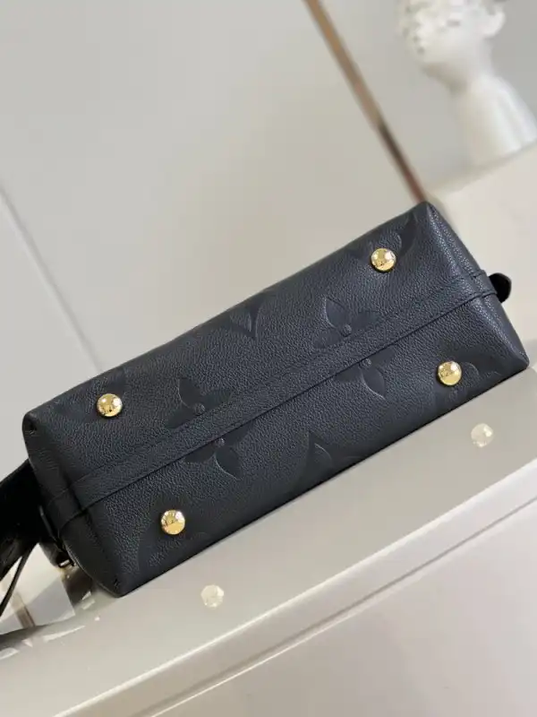 Cheap LOUIS VUITTON CARRYALL PM