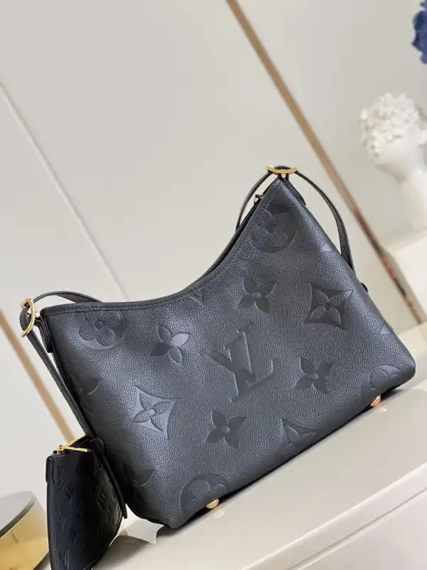 Cheap LOUIS VUITTON CARRYALL PM