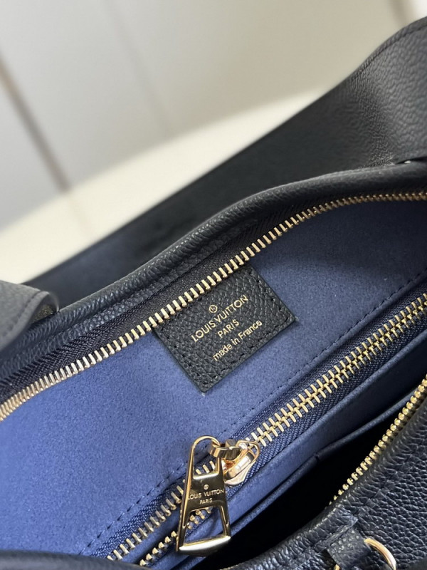 HOT SALE LOUIS VUITTON CARRYALL PM