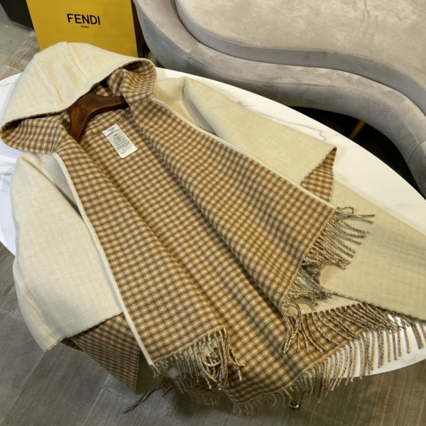 Fendi Poncho