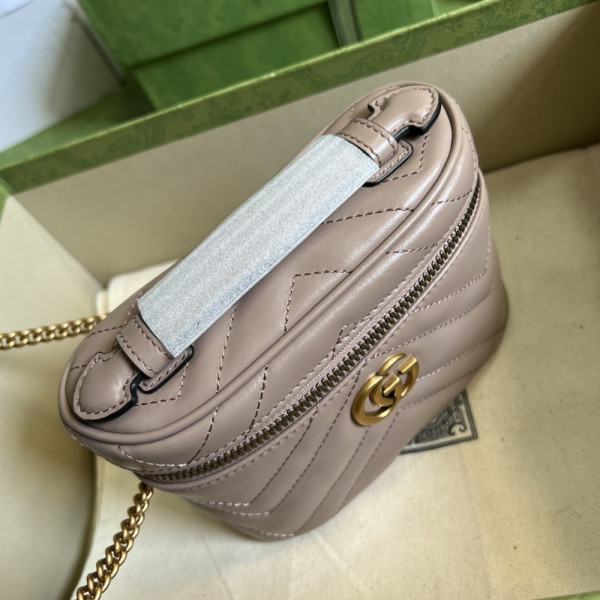 HOT SALE GUCCI GG Marmont mini top handle bag