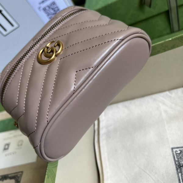 HOT SALE GUCCI GG Marmont mini top handle bag