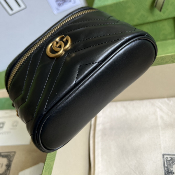 HOT SALE GUCCI GG Marmont mini top handle bag