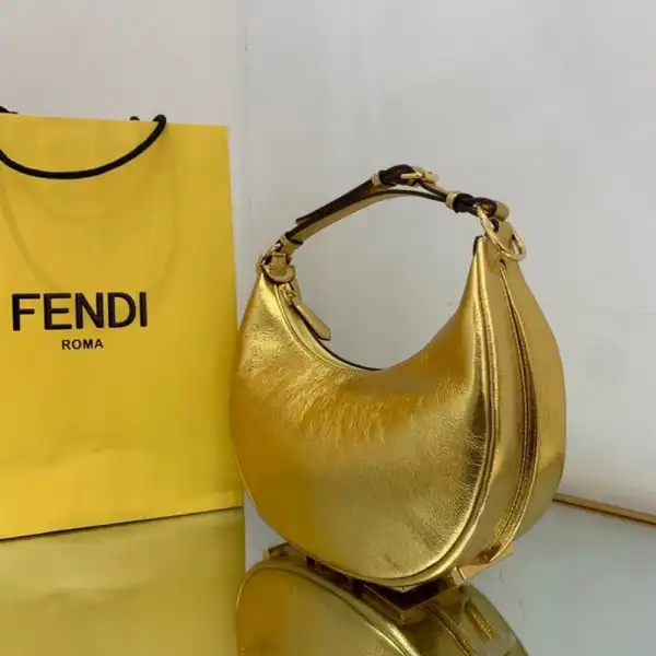 Frstbag ru Fendi Fendigraphy Small