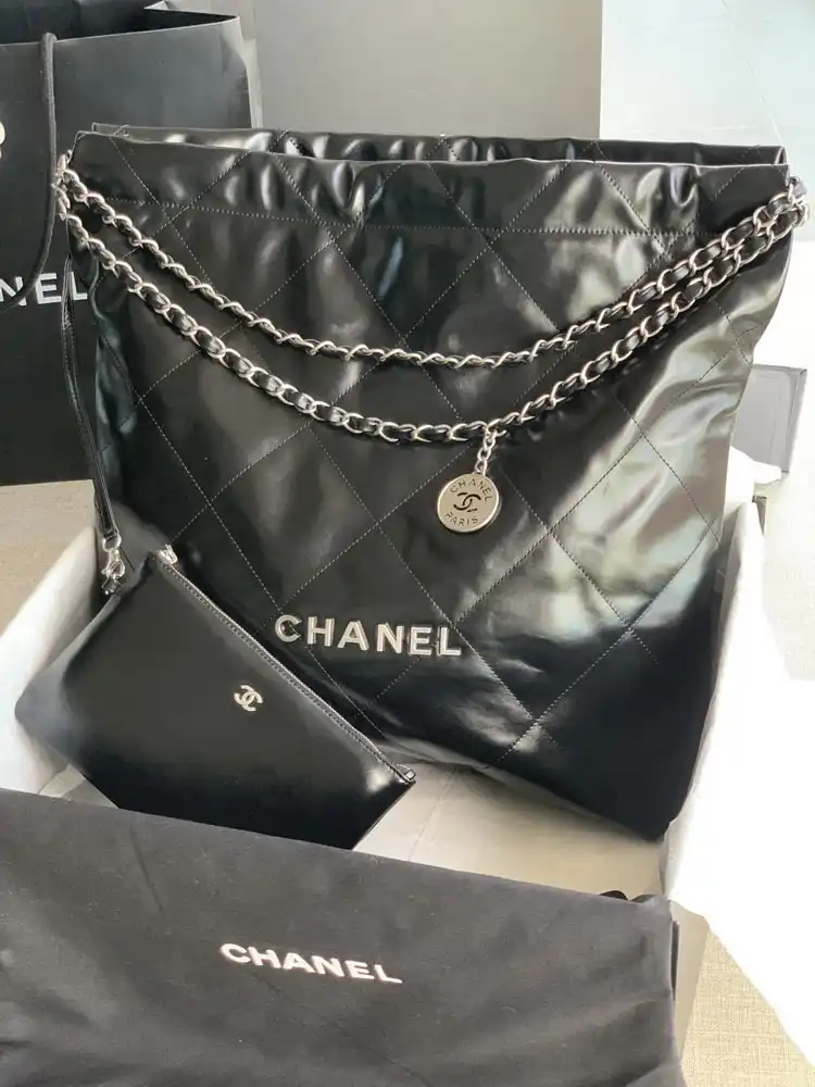 Frstbag ru CHANEL LARGE 22 HANDBAG