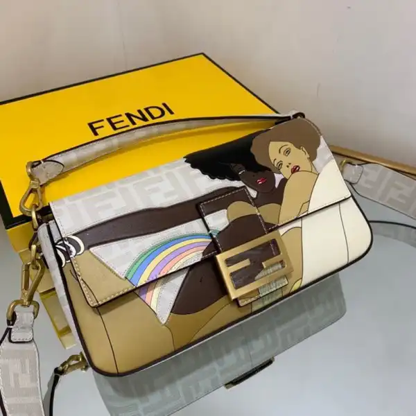 FENDI BAGUETTE