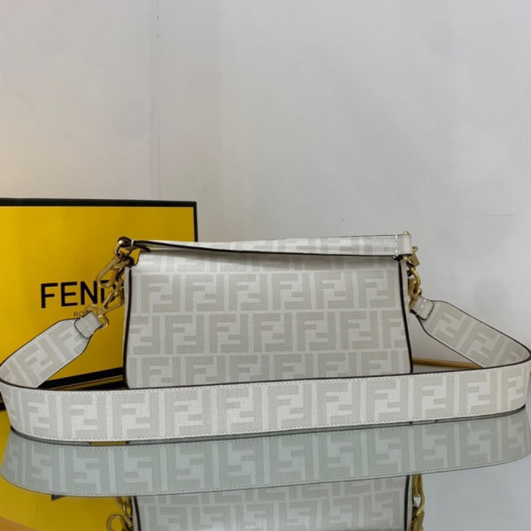 HOT SALE FENDI BAGUETTE