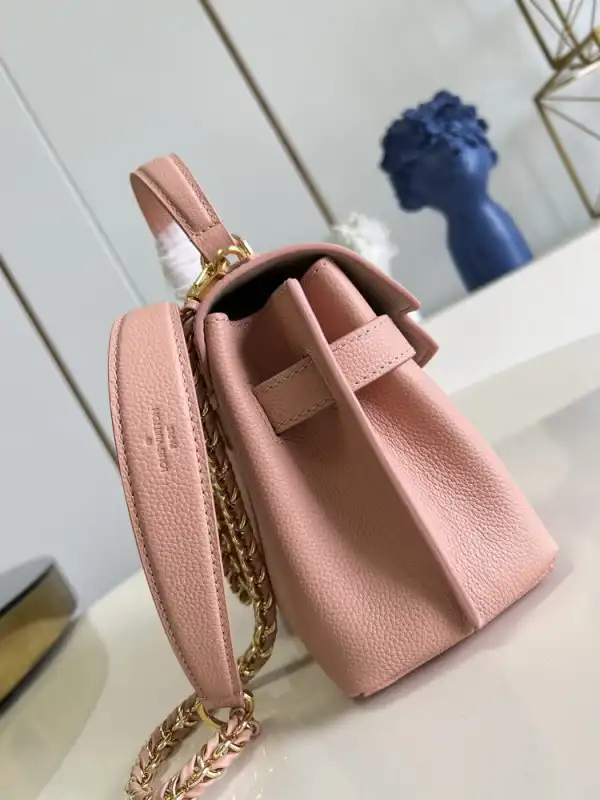 Bagsoffer LOUIS VUITTON LOCKME EVER MINI