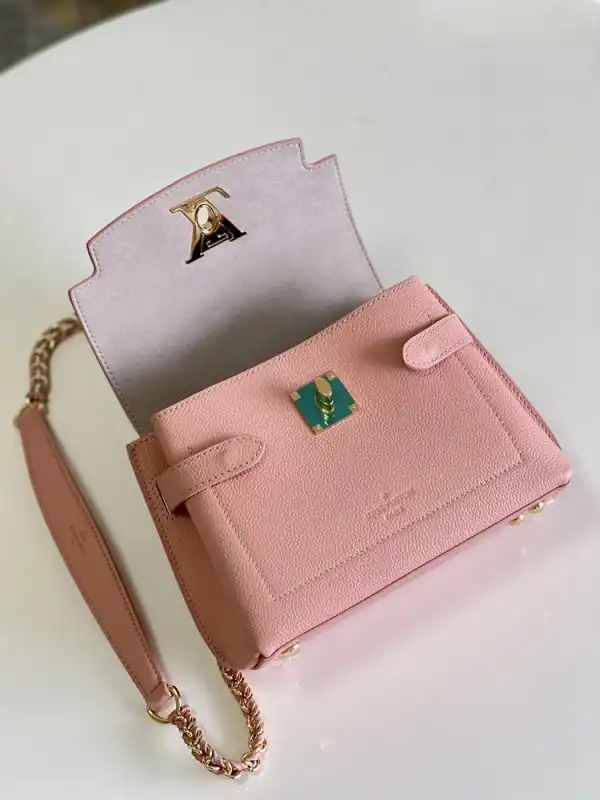 Bagsoffer LOUIS VUITTON LOCKME EVER MINI