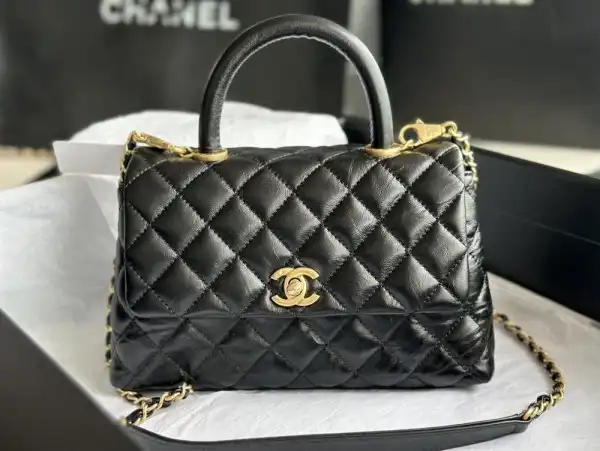 CHANEL FLAP BAG WITH TOP HANDLE