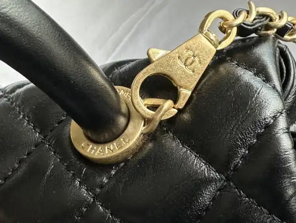 CHANEL FLAP BAG WITH TOP HANDLE