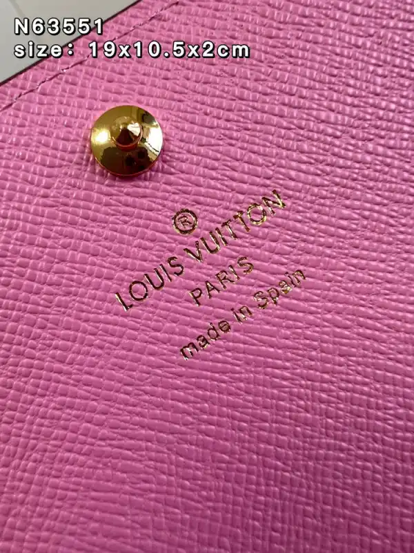 Louis Vuitton SARAH WALLET