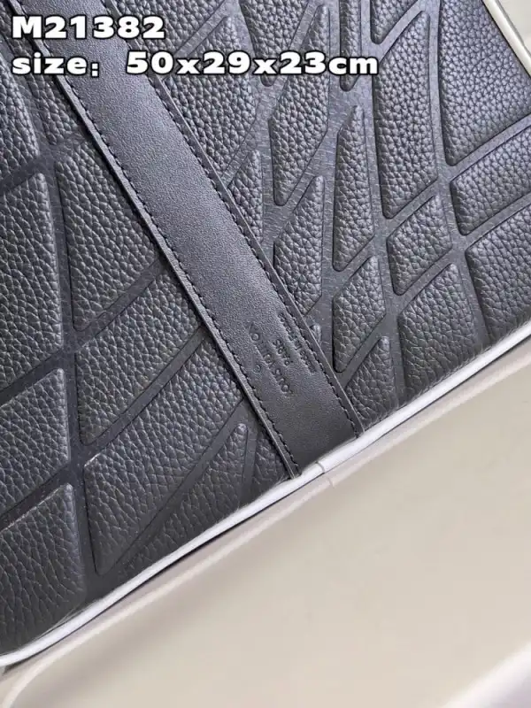 LOUIS VUITTON KEEPALL BANDOULIÈRE 50