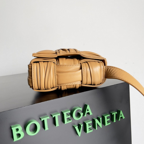 HOT SALE BOTTEGA VENETA CASSETTE